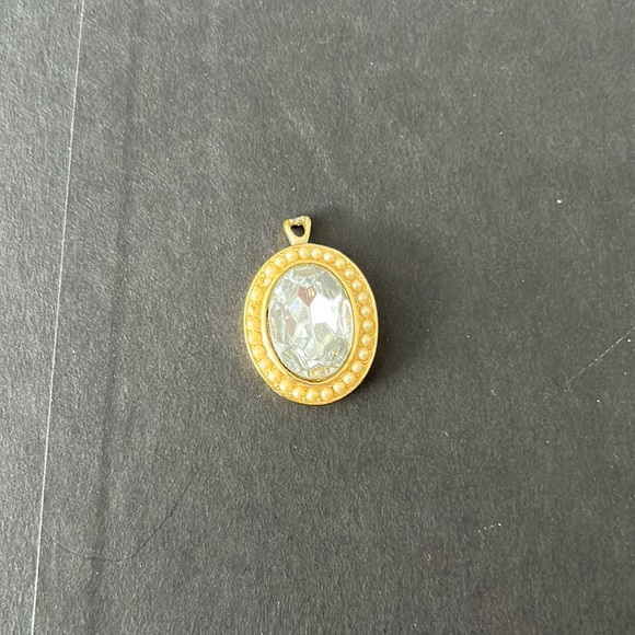 Vintage Richelieu women’s necklace pendent - Picture 1 of 2